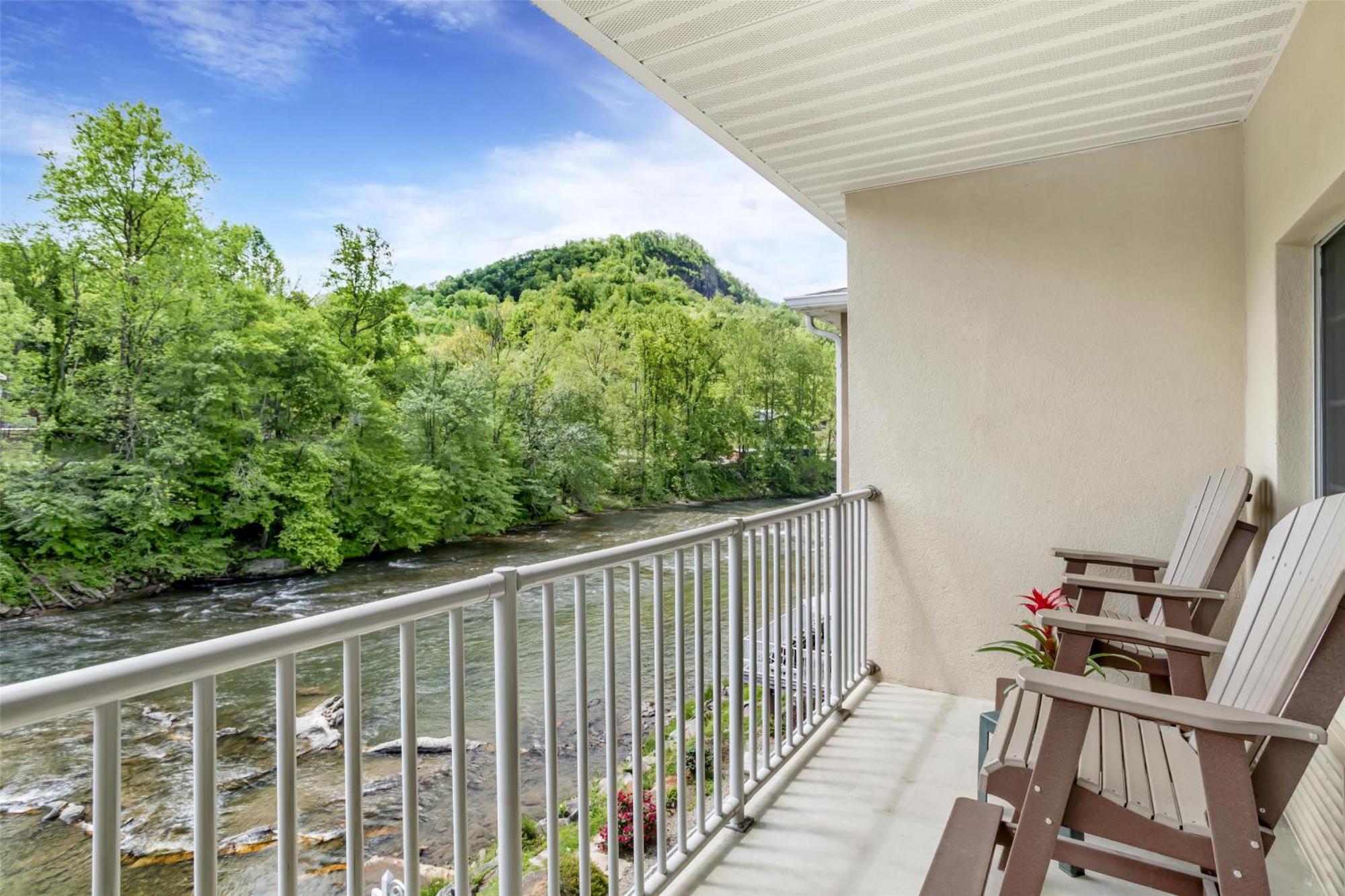 Best Western Plus River Escape Sylva / Dillsboro Bagian luar foto