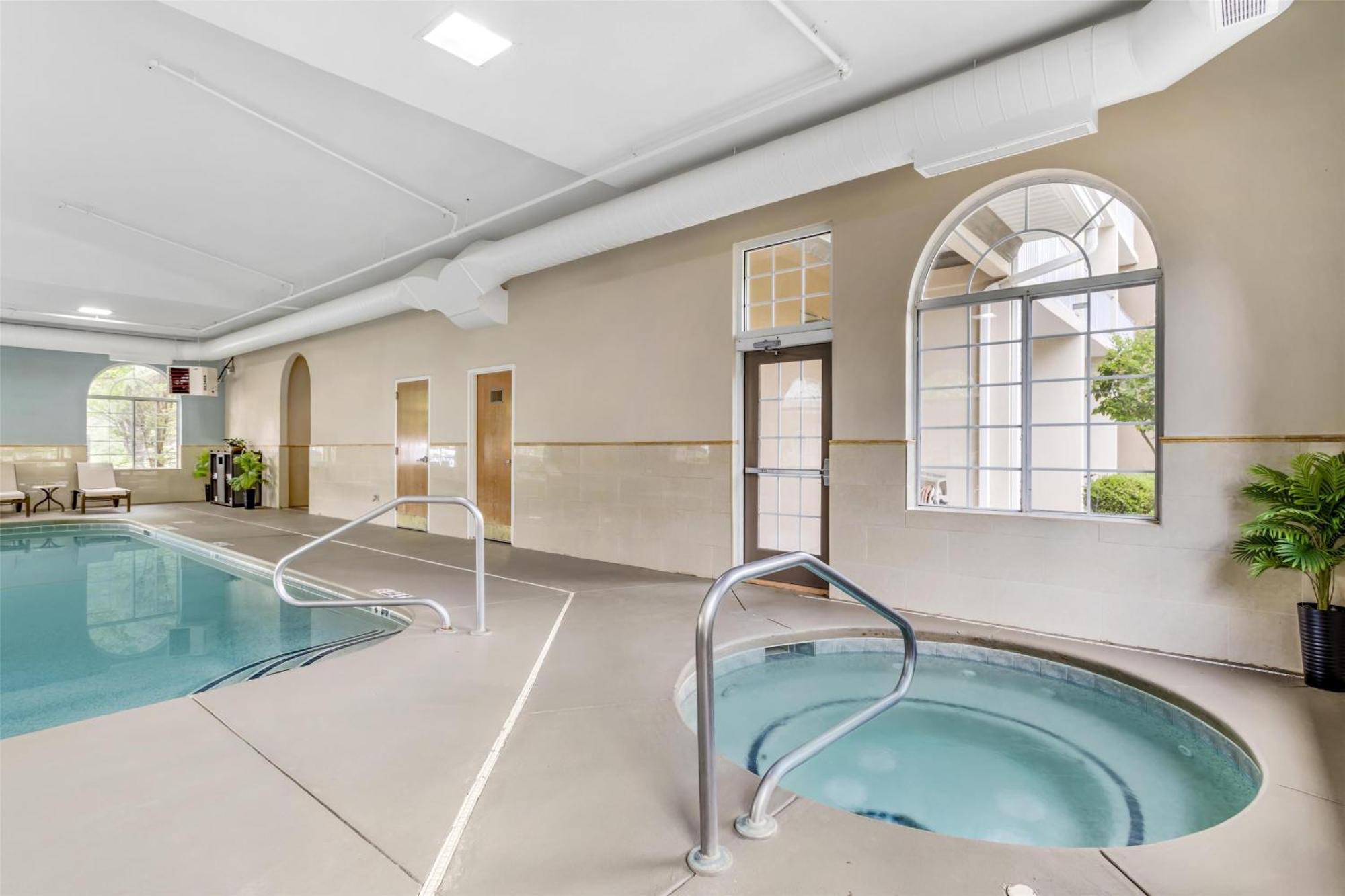 Best Western Plus River Escape Sylva / Dillsboro Bagian luar foto